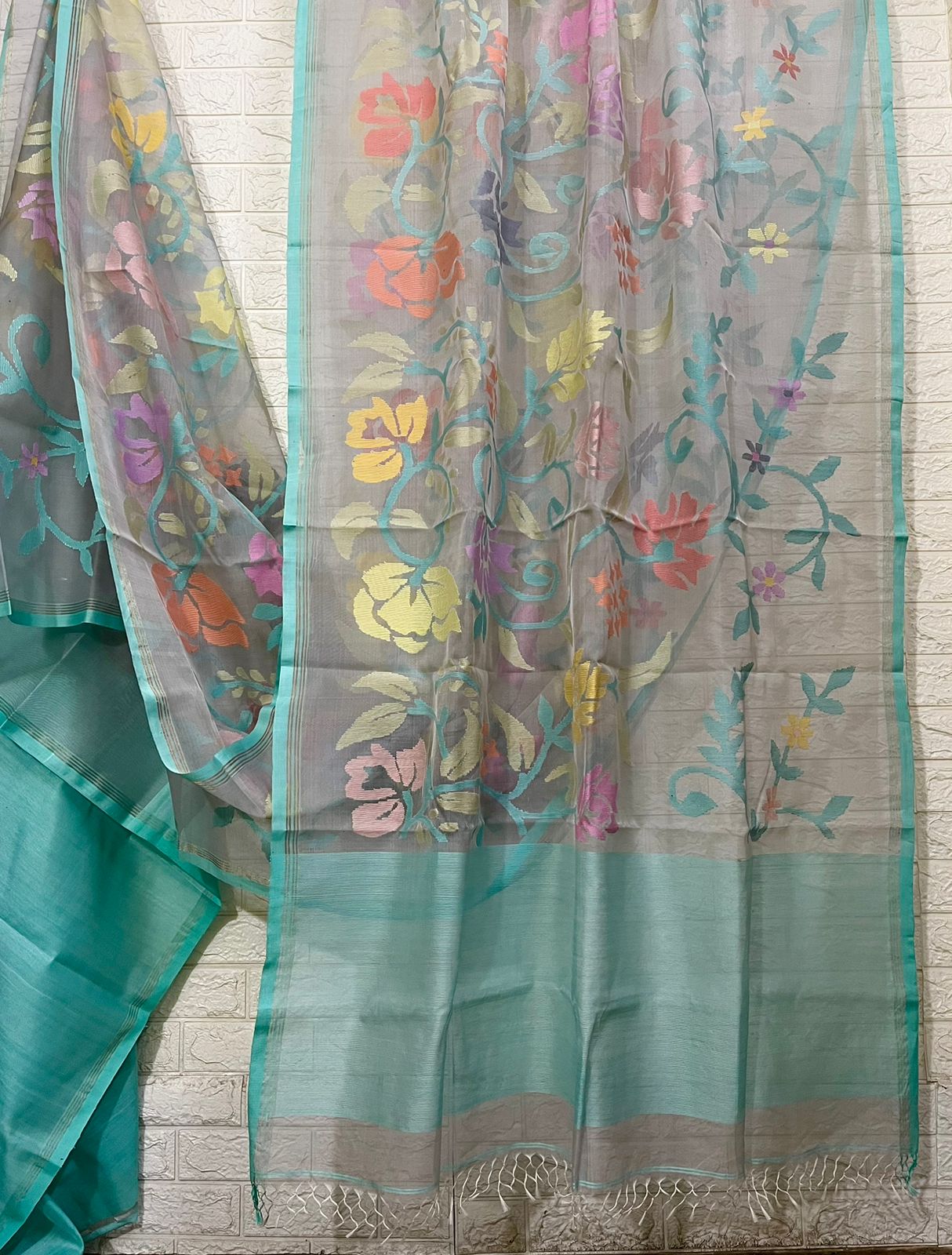 Ash allover floral muslin silk handwoven jamdani saree - Tamal Boutique