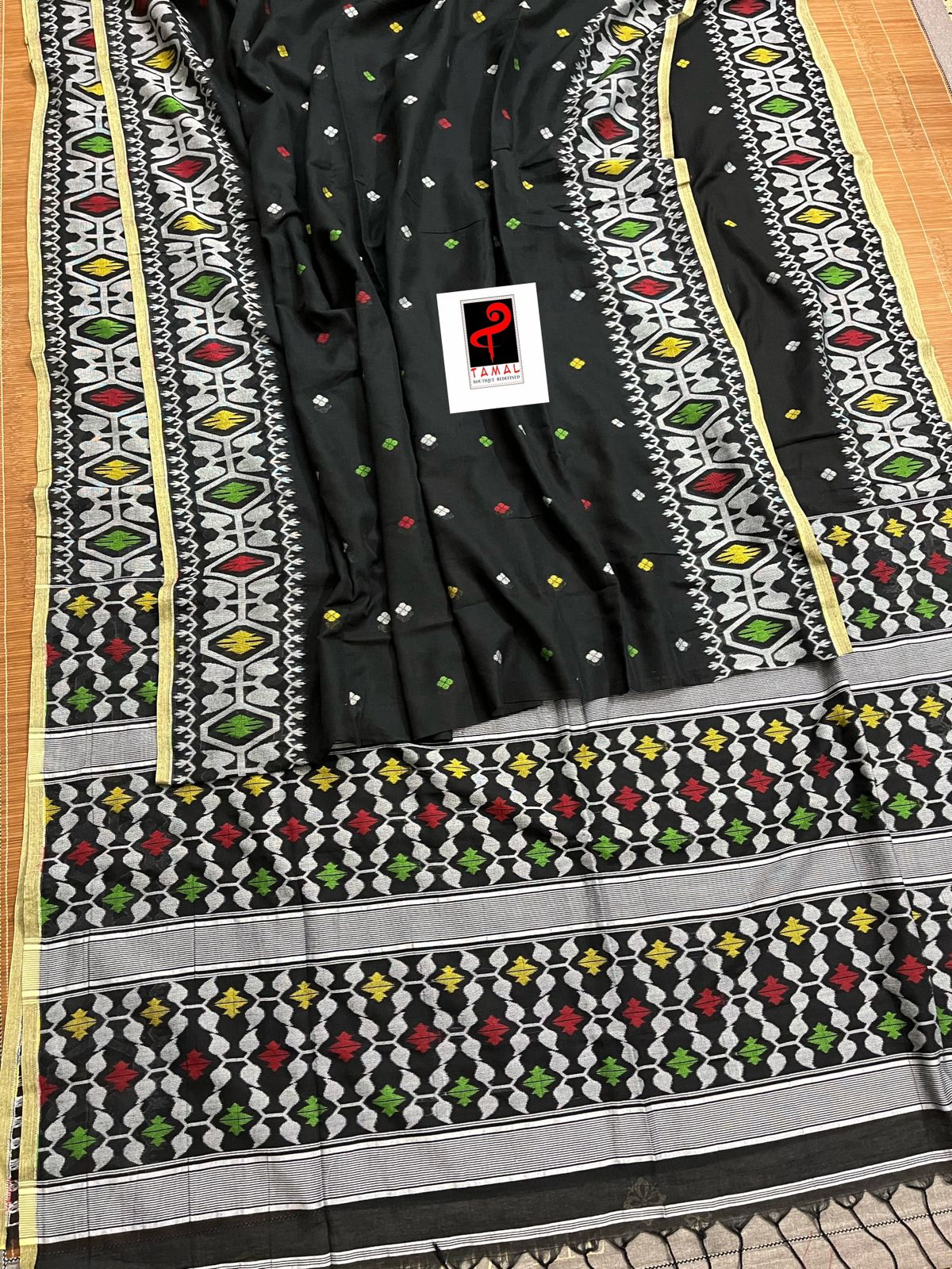 Black with multicolour fulia cotton handloom jamdani saree