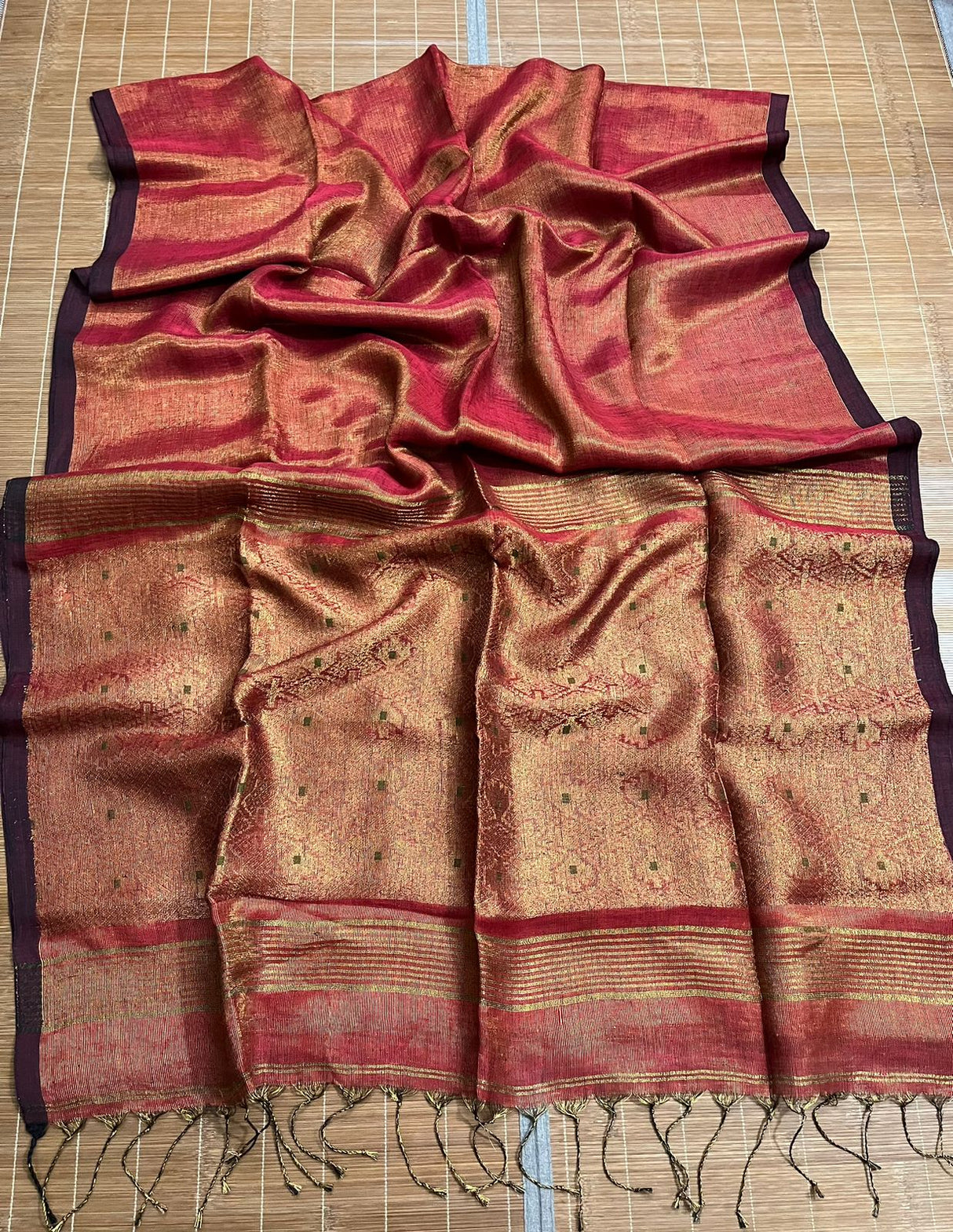 Brick red colour tissue linen handloom saree