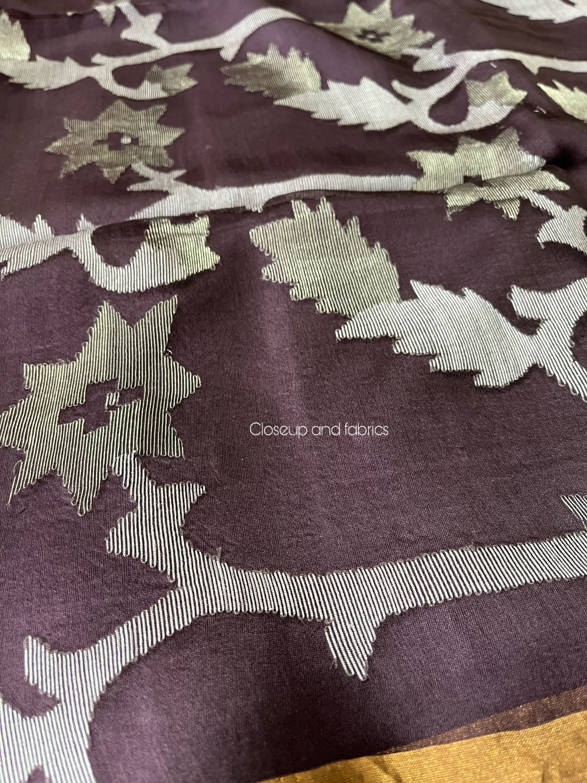 Chocolate brown lata pallu handwoven jamadani saree