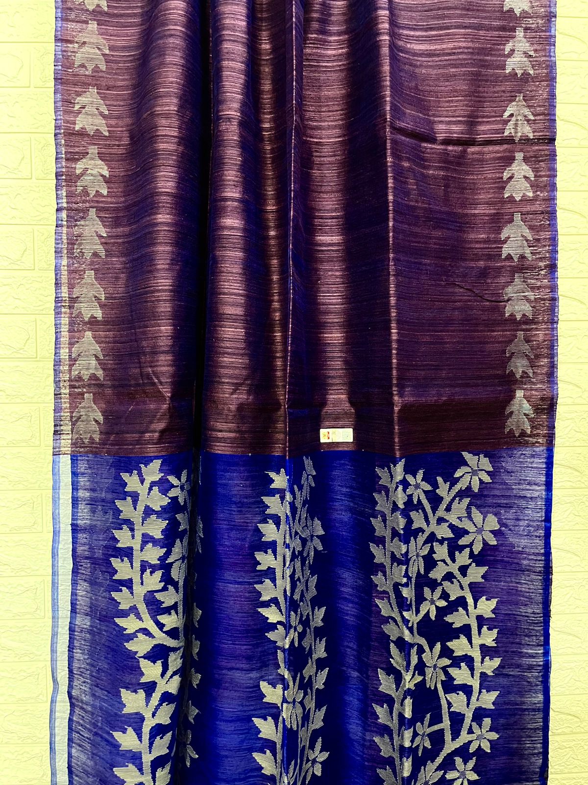 Chocolate brown with blue dual tone matka silk floral handwoven jamdani saree