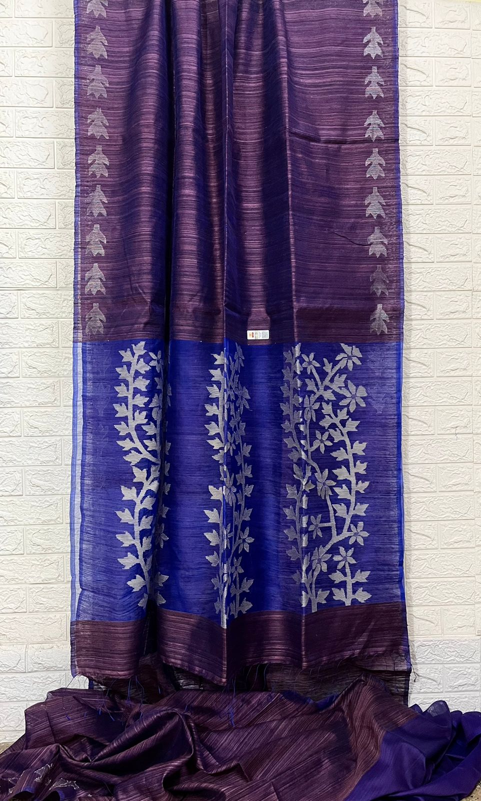 Chocolate brown with blue dual tone matka silk floral handwoven jamdani saree