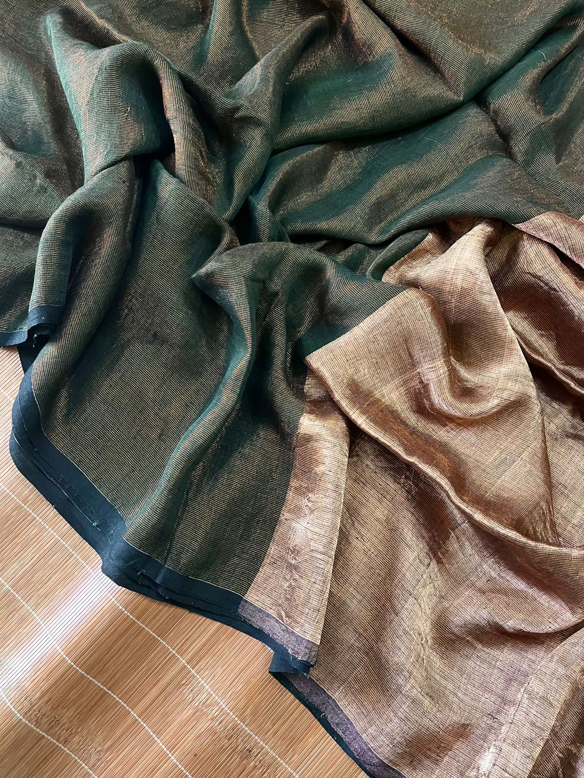 Dark bottle green colour zari linen handloom saree - Tamal Boutique