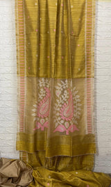 Golden yellow with pink & white kalka motifs matka silk handwoven jamdani saree