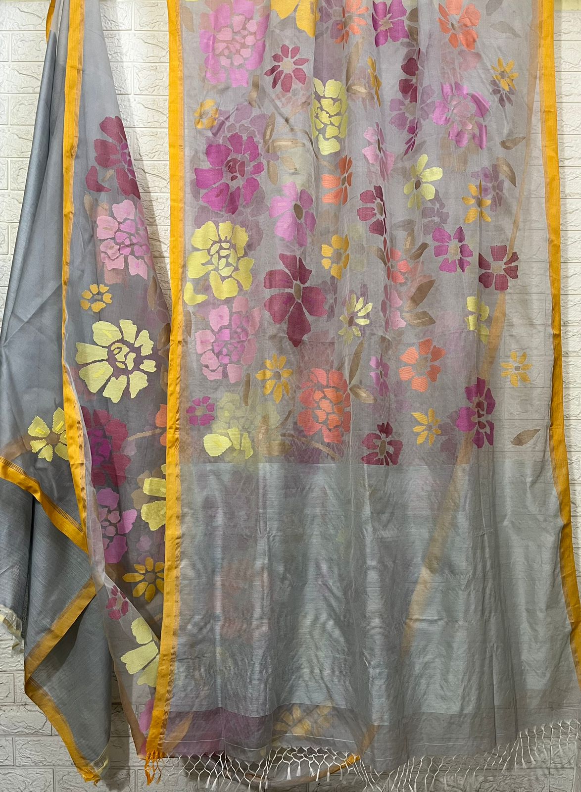 Grey with yellow border allover floral handwoven jamdani saree