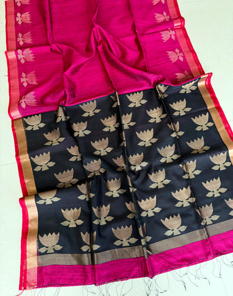 Rani with black golden lotus matka silk handwoven jamdani saree