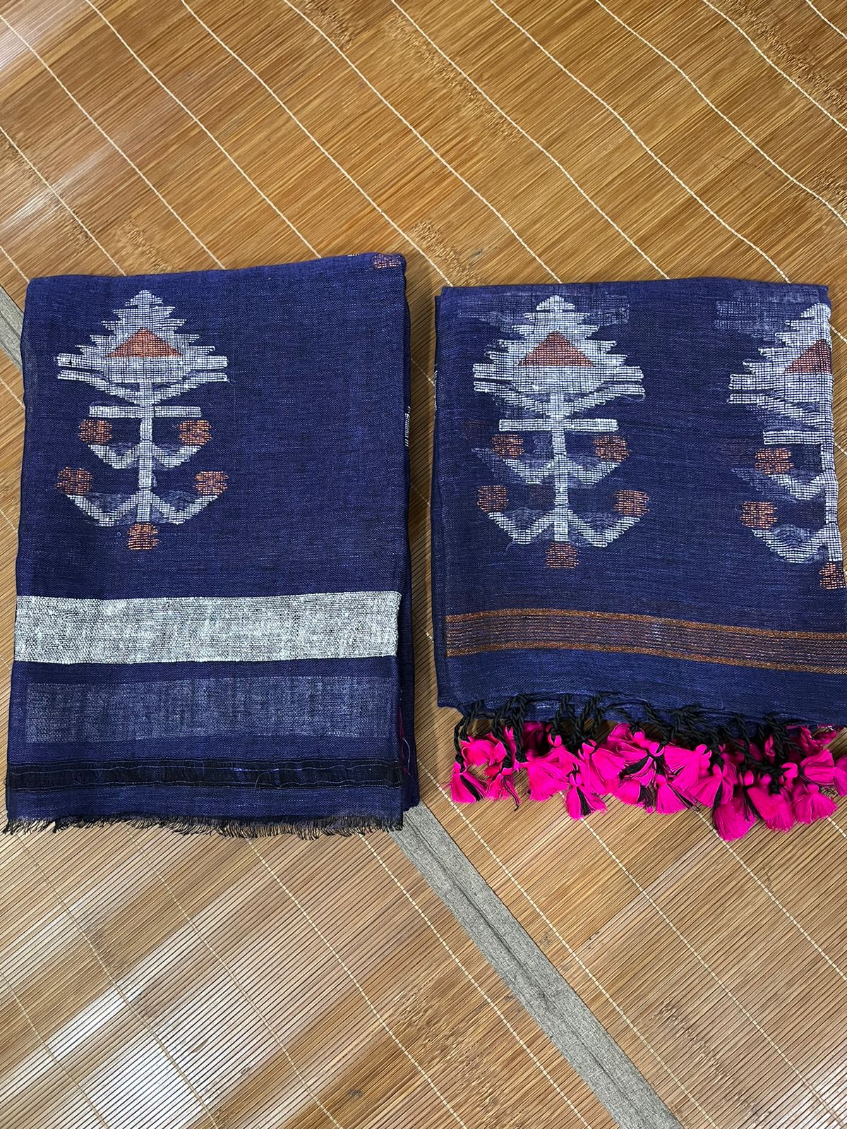 Indigo with Rani border linen handwoven kurti & dupatta set