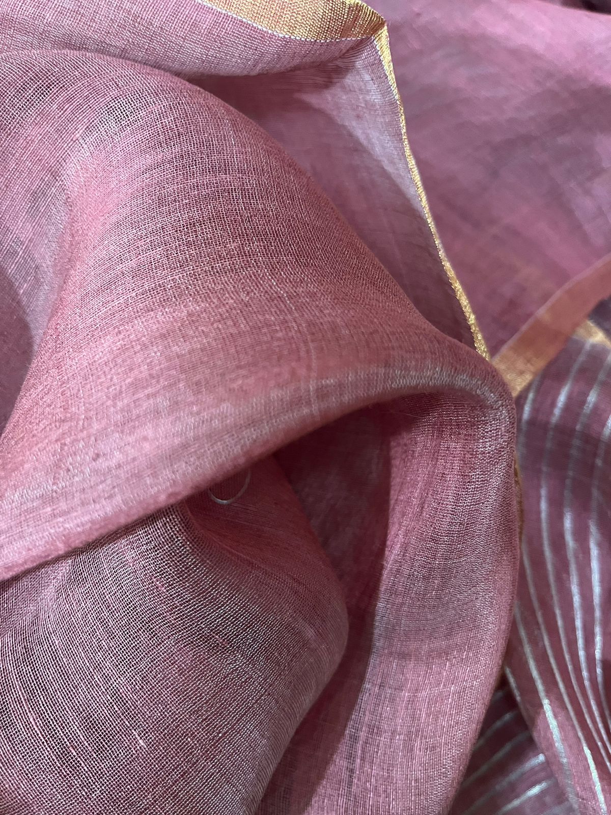 Kashmiri pink with silver zari work pallu silk linen handwoven jamdani saree