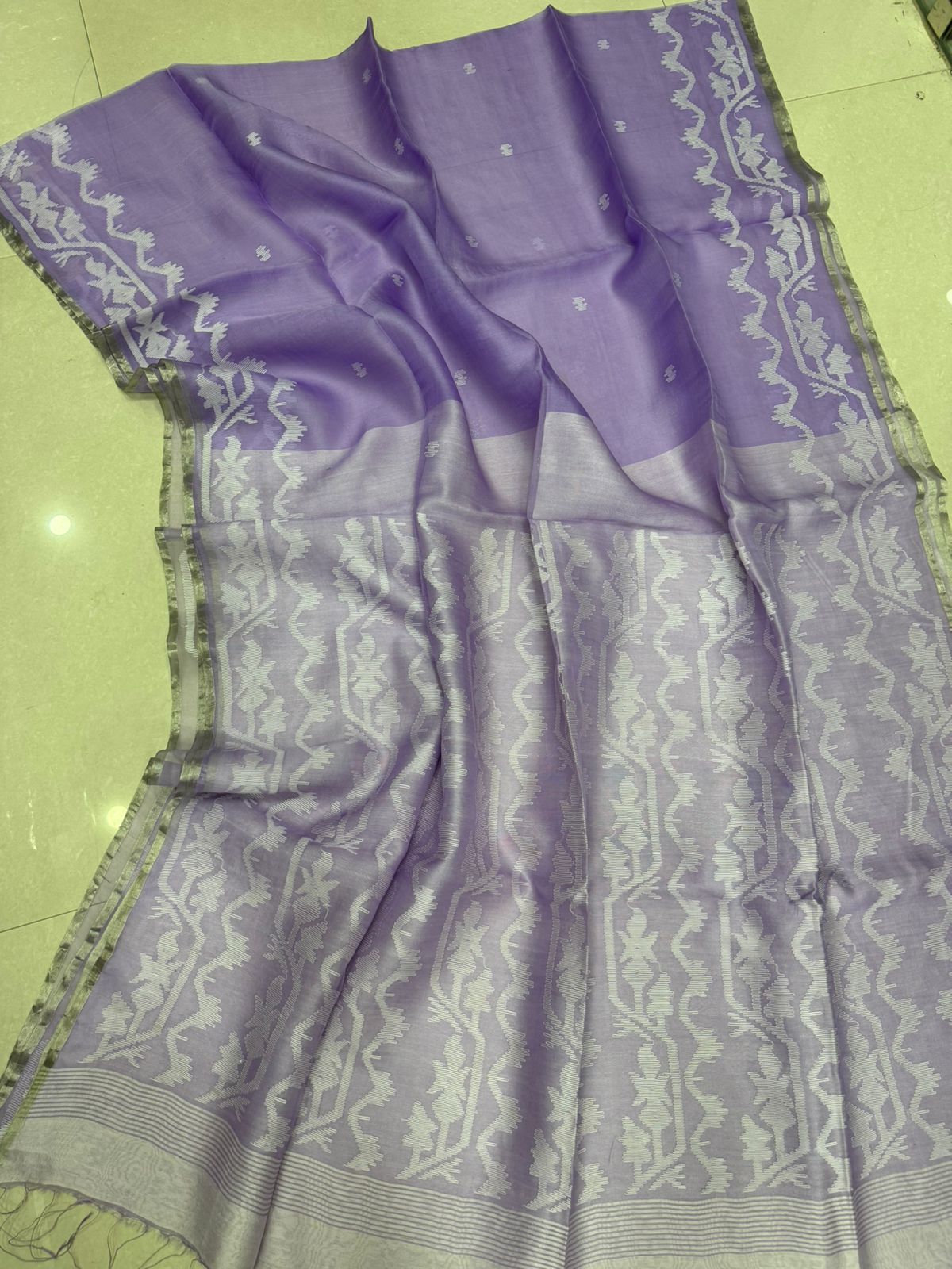 Lavender with silver border traditional handwoven muslin silk jamdani saree