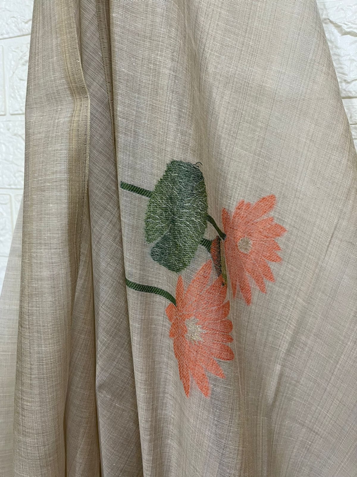 Light Beige With Orange Colour Water Lily Woven Motifs Handloom Silk Cotton Saree - Tamal Boutique