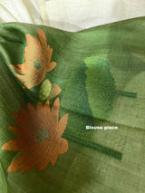 Light Beige With Orange Colour Water Lily Woven Motifs Handloom Silk Cotton Saree