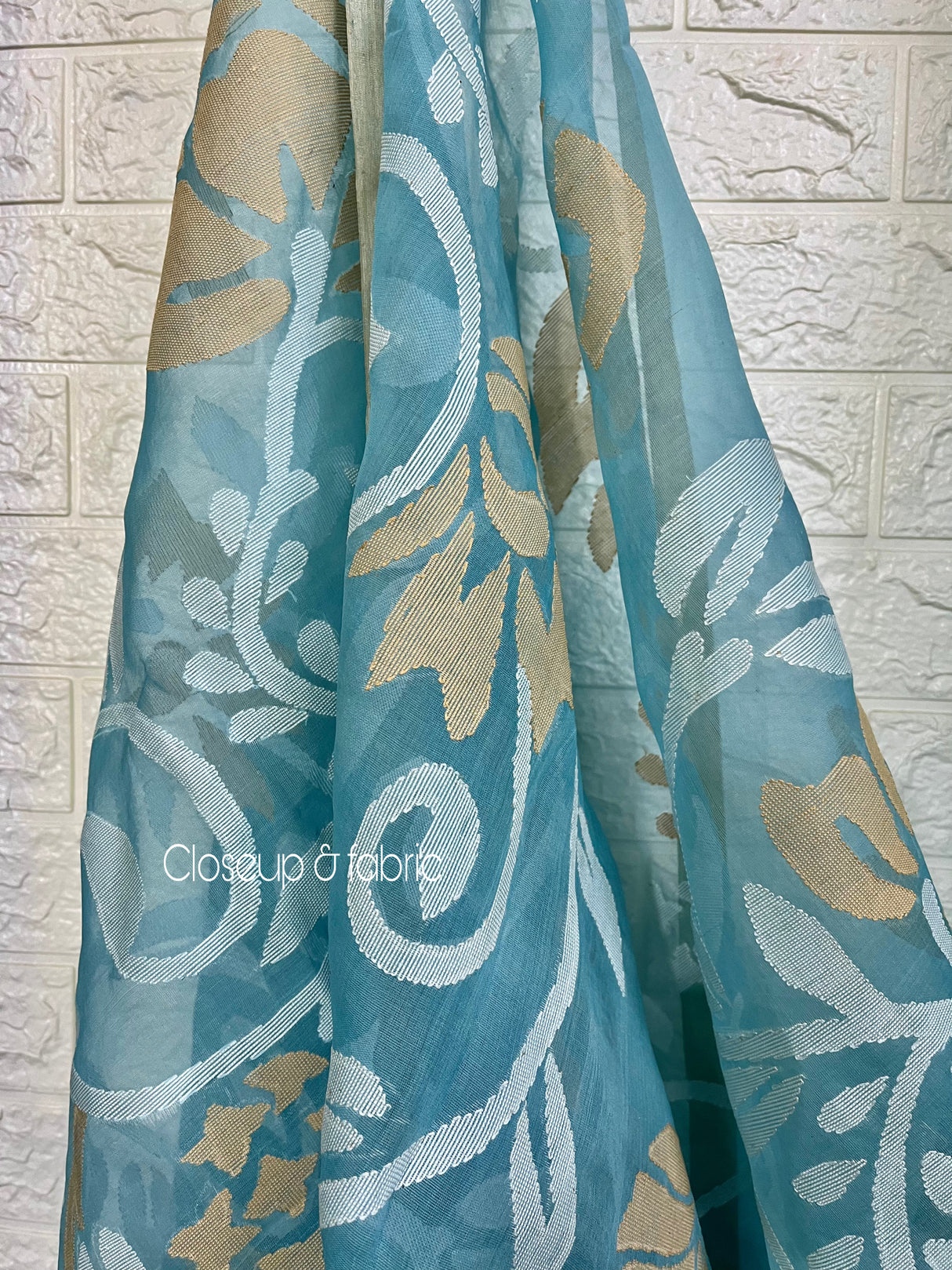 Light sky blue with white & beige colour allover floral handwoven jamdani saree - Tamal Boutique