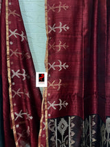 সোনালি জরি মটকা সিল্কের হাতে বোনা জামদানি শাড়ির সঙ্গে মেরুন