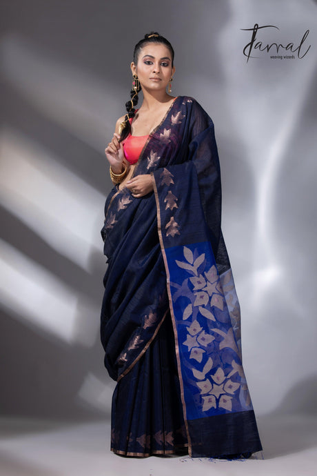 Midnight Blue Matka Silk Handwoven Jamdani Saree