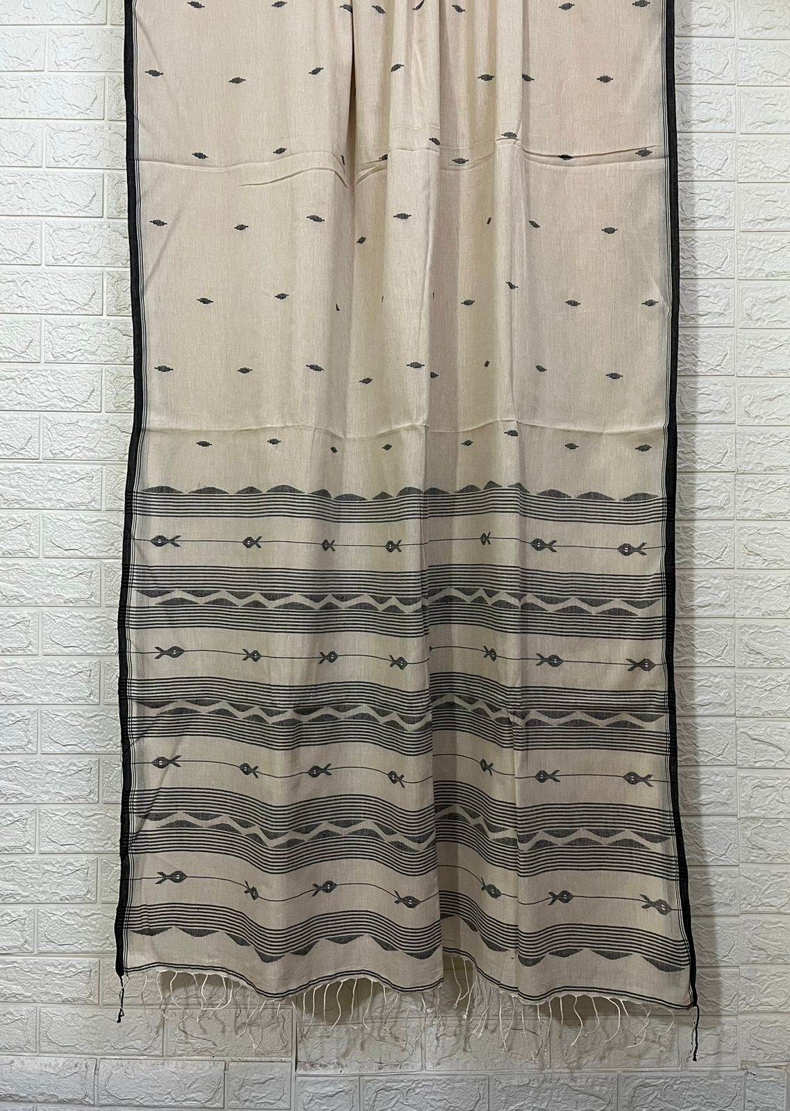 Offwhite with black border pure cotton fish motifs handwoven jamdani saree