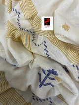 হলুদ ও নীল লিনেন হাতে বোনা জামাদানি শাড়ির সঙ্গে অফহোয়াইট 