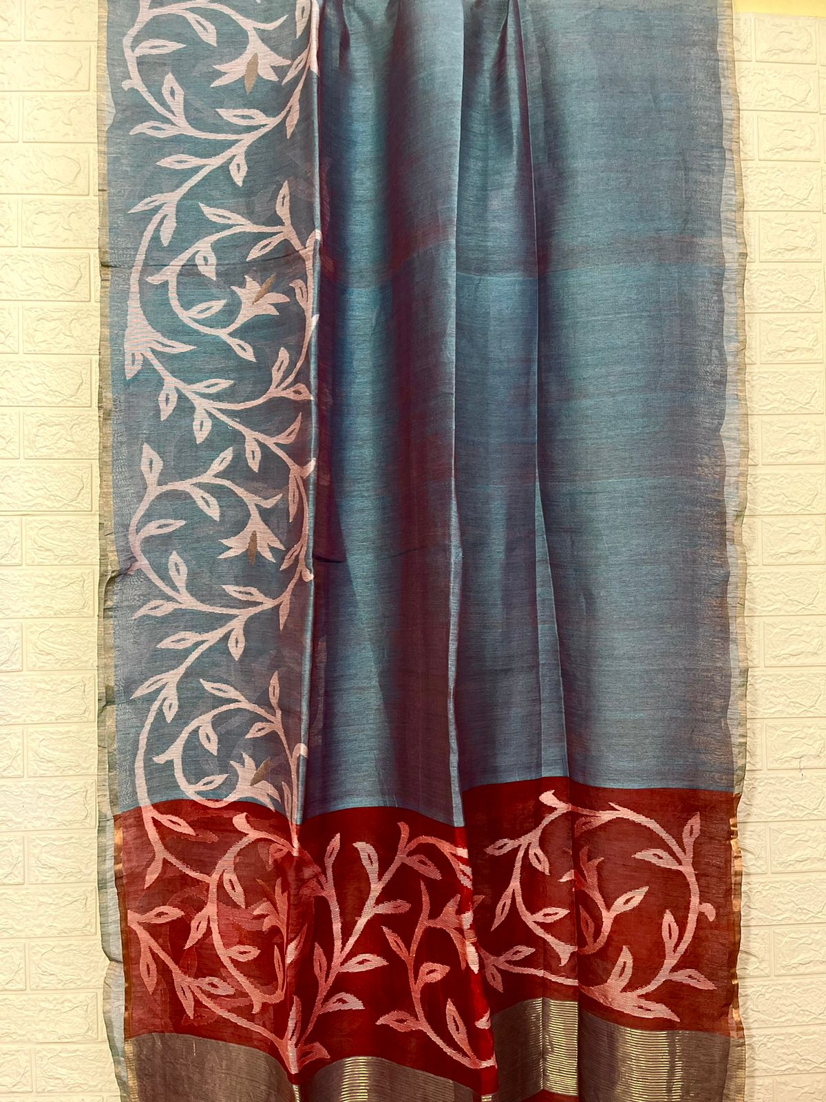 Peacock blue with red pallu border floral handwoven jamdani saree