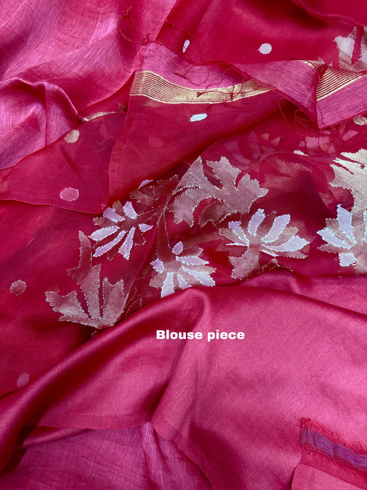 Red silk linen thoka floral pallu handwoven jamdani saree