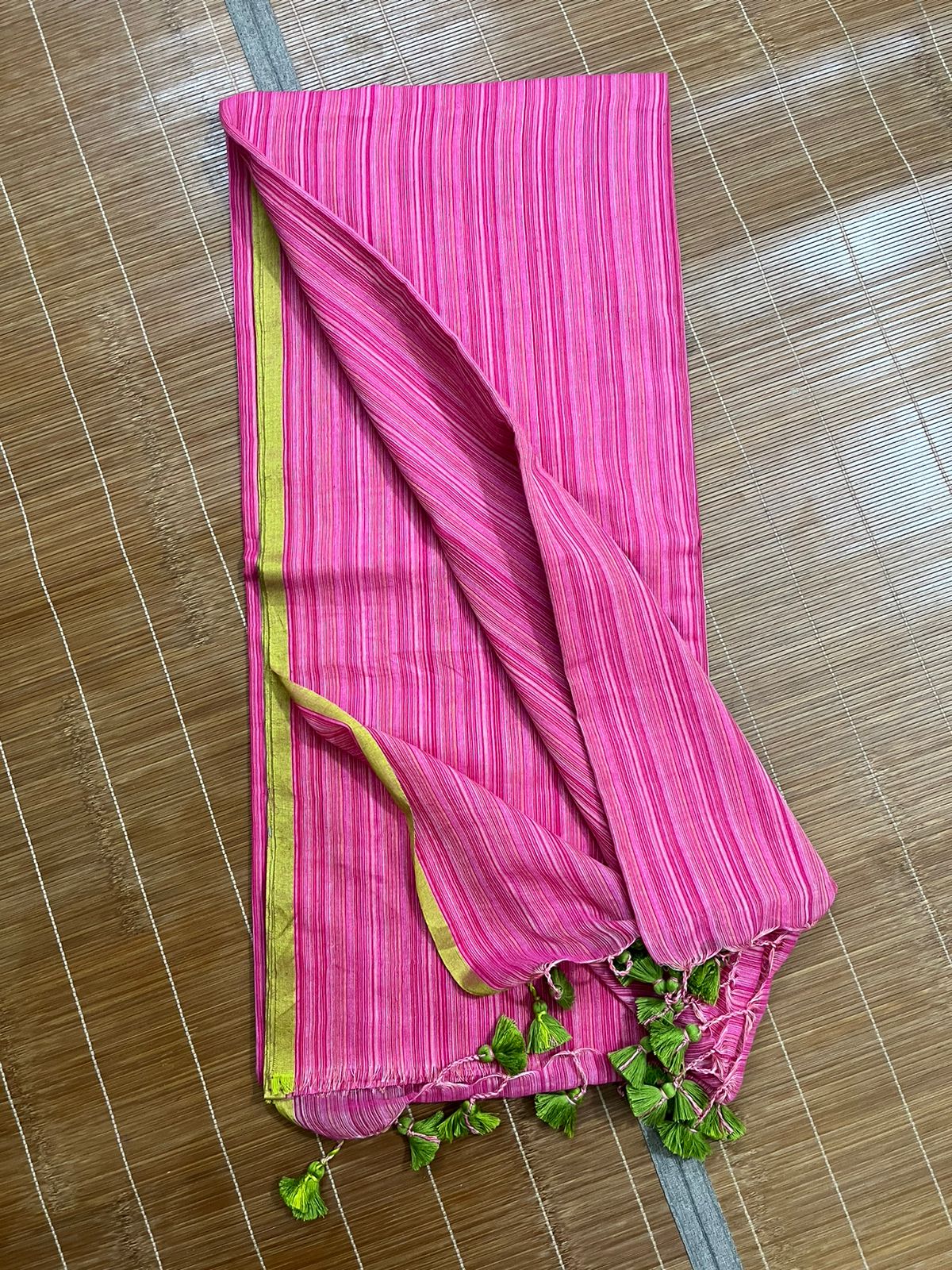Rose pink with green border mul cotton handloom saree