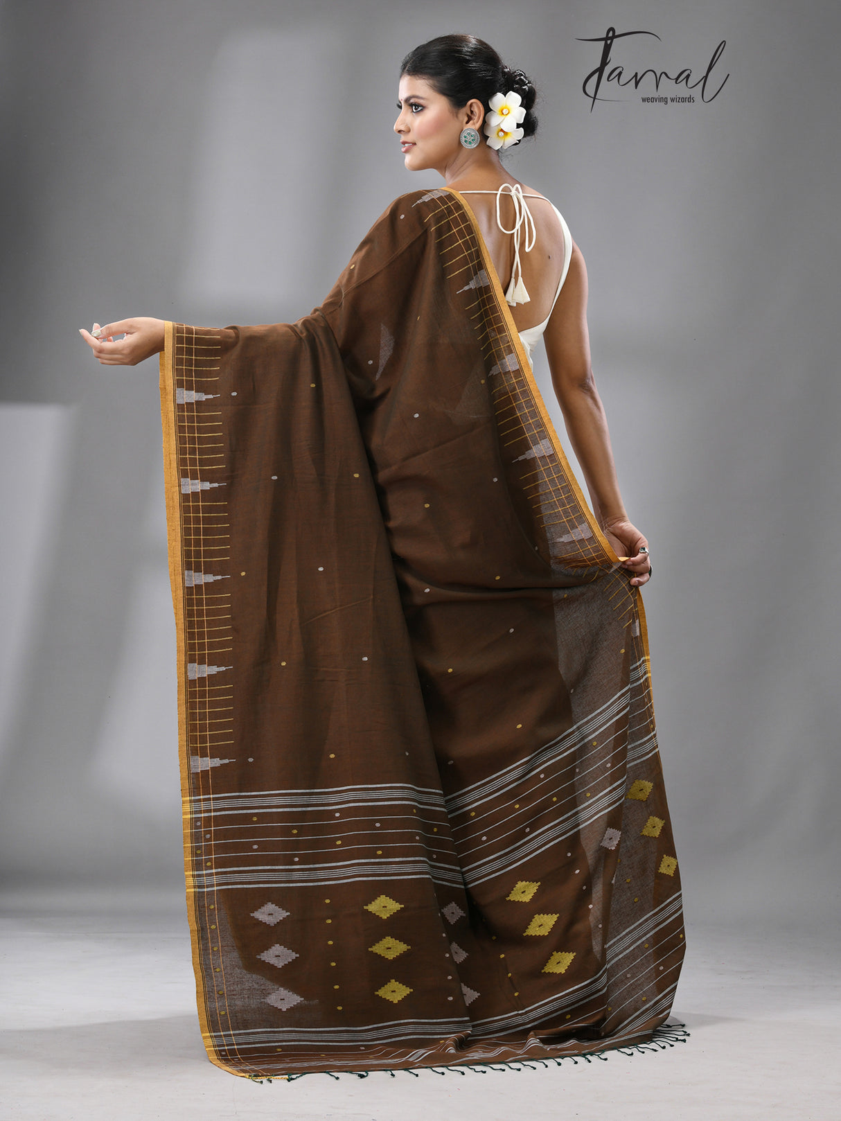 Brown with yellow border cotton handwoven jamdani saree - Tamal Boutique