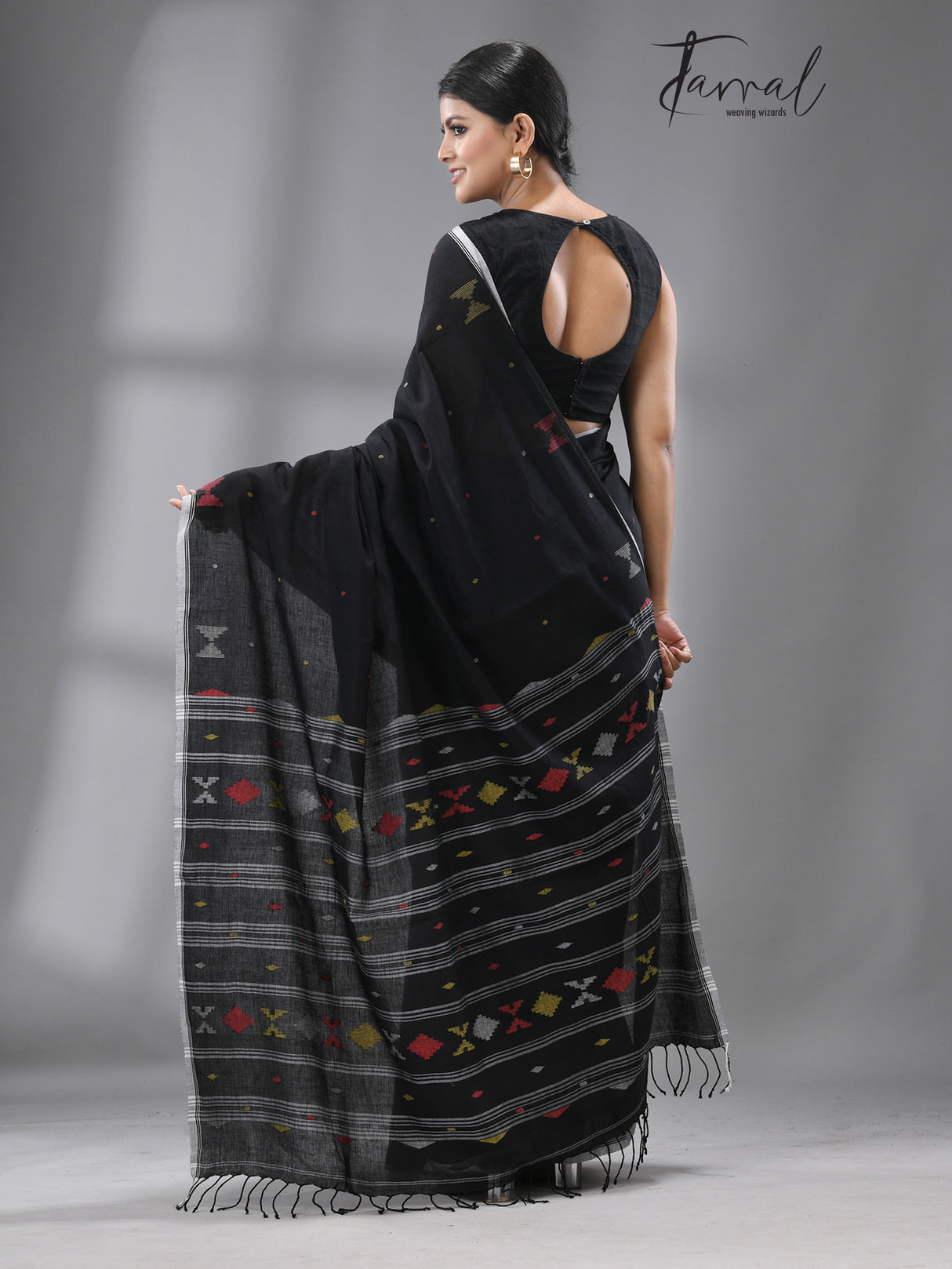 Black with multicolour diamond motifs cotton handwoven jamdani saree - Tamal Boutique