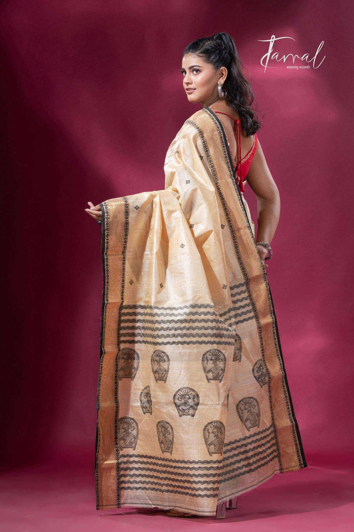 Light Creamy Elegance Tussar Tangail Handloom Saree