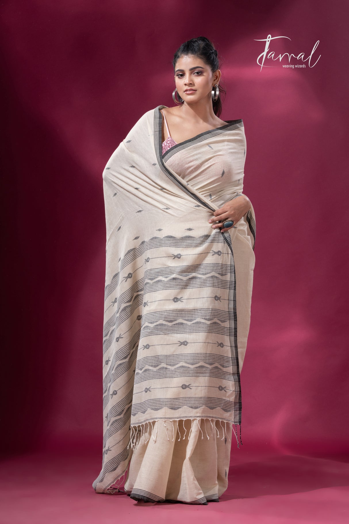 Offwhite with black border pure cotton fish motifs handwoven jamdani saree