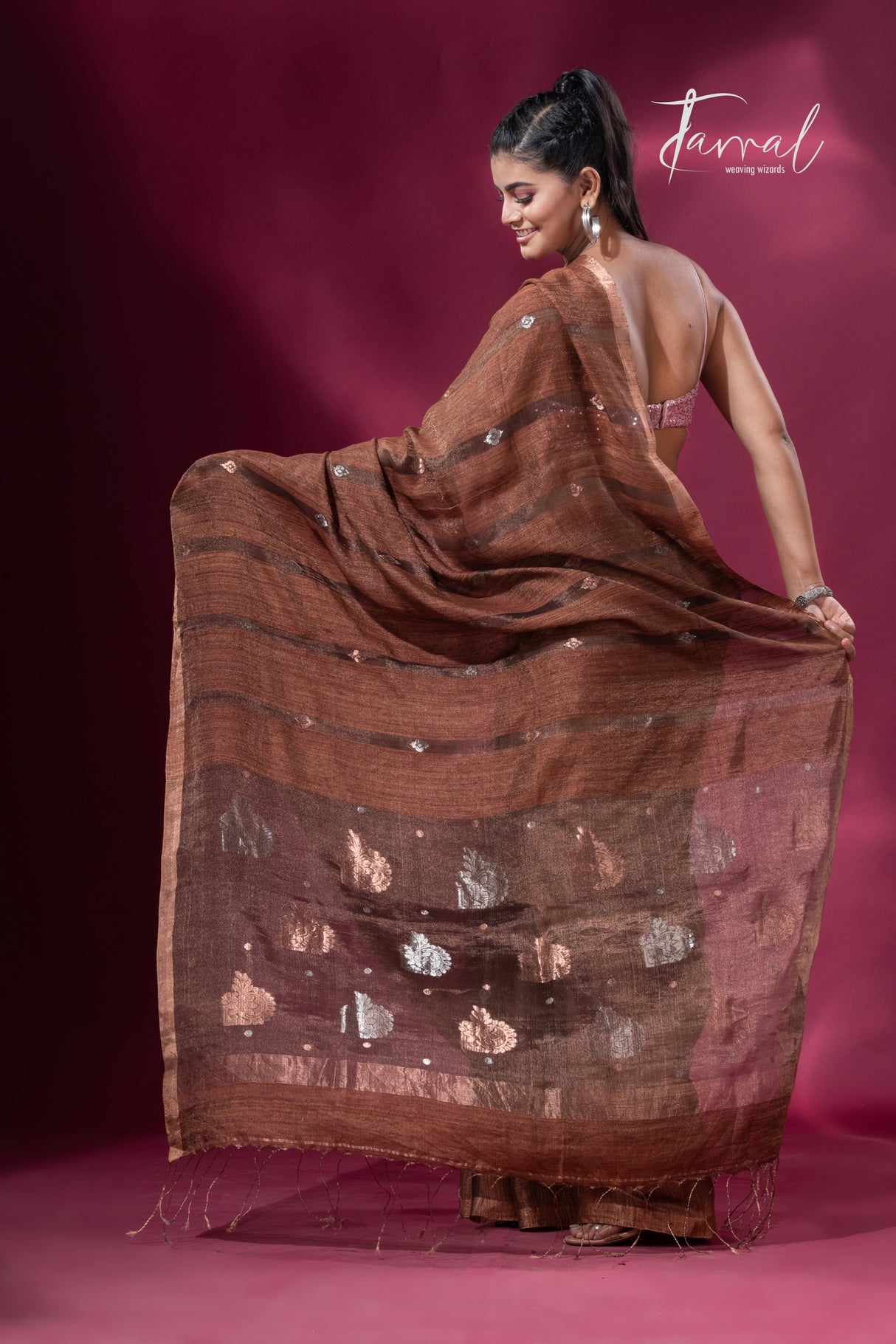 Brown tissue matka muslin handloom jamdani saree