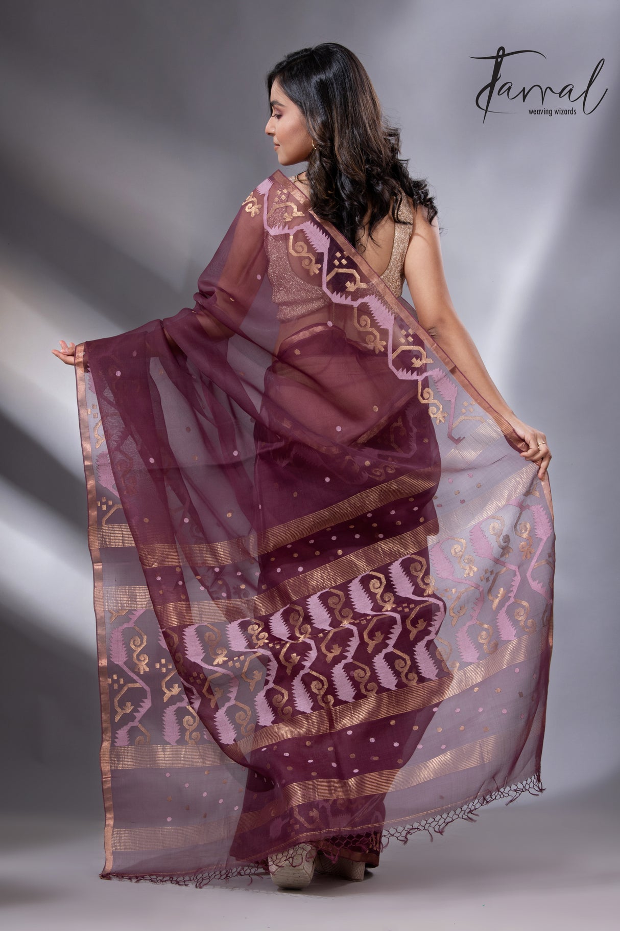 Chocolate brown with zari border traditional handwoven jamdani in muslin silk