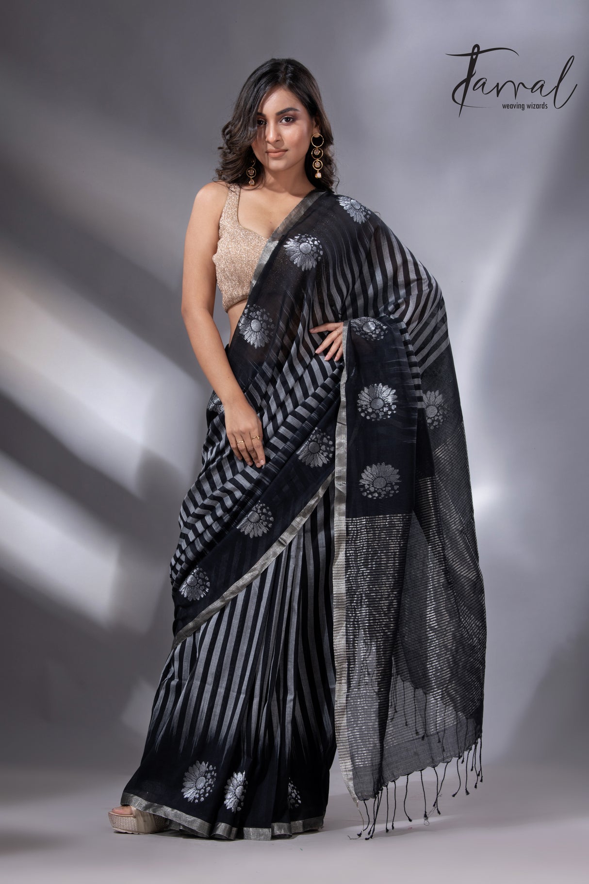 Black with zari border cotton zari handloom striped jamdani saree