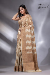 Offwhite colour with antic zari Banarasi silk handloom saree