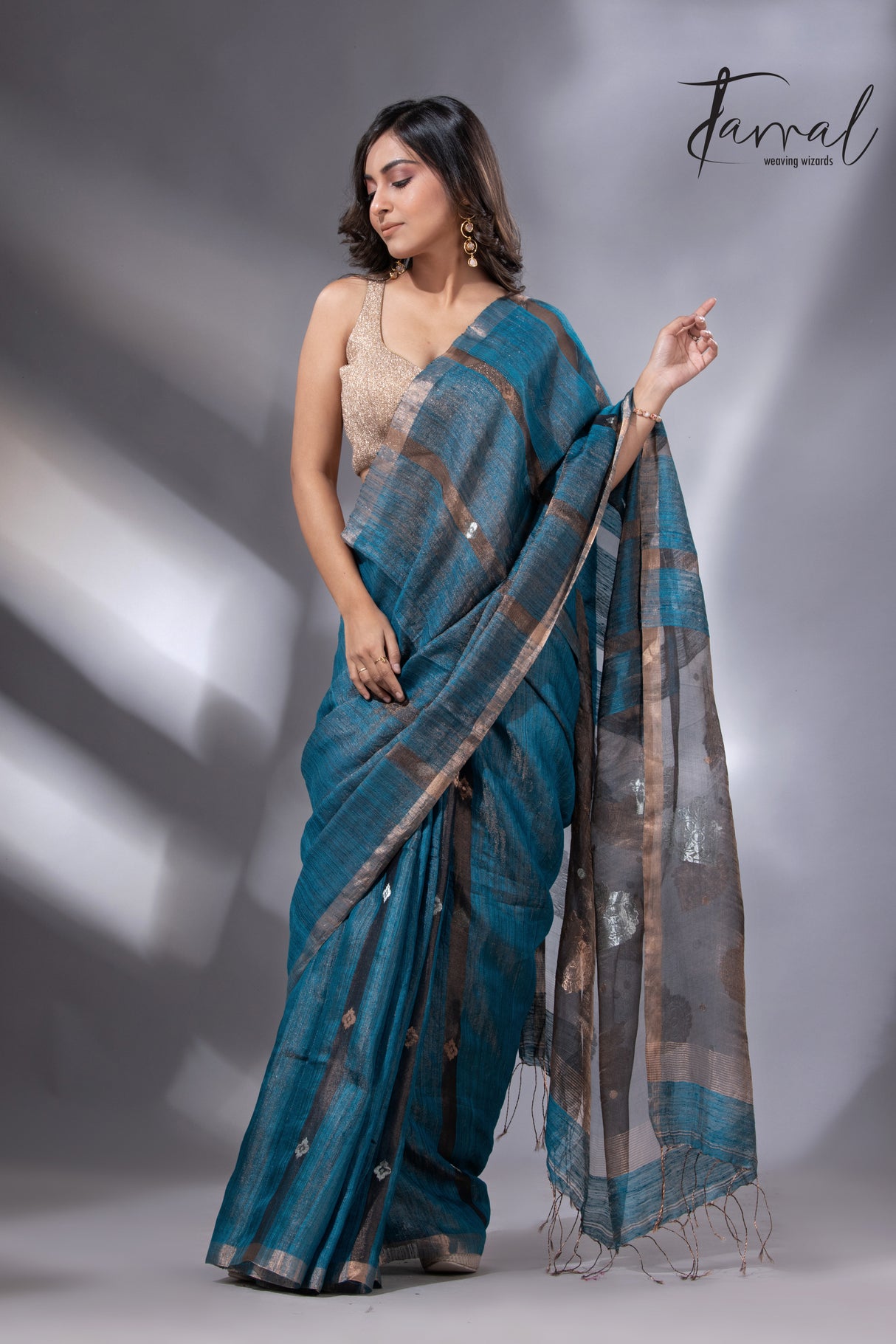 Peacock blue elegancewith black pallu tissue matka handloom jamdani saree