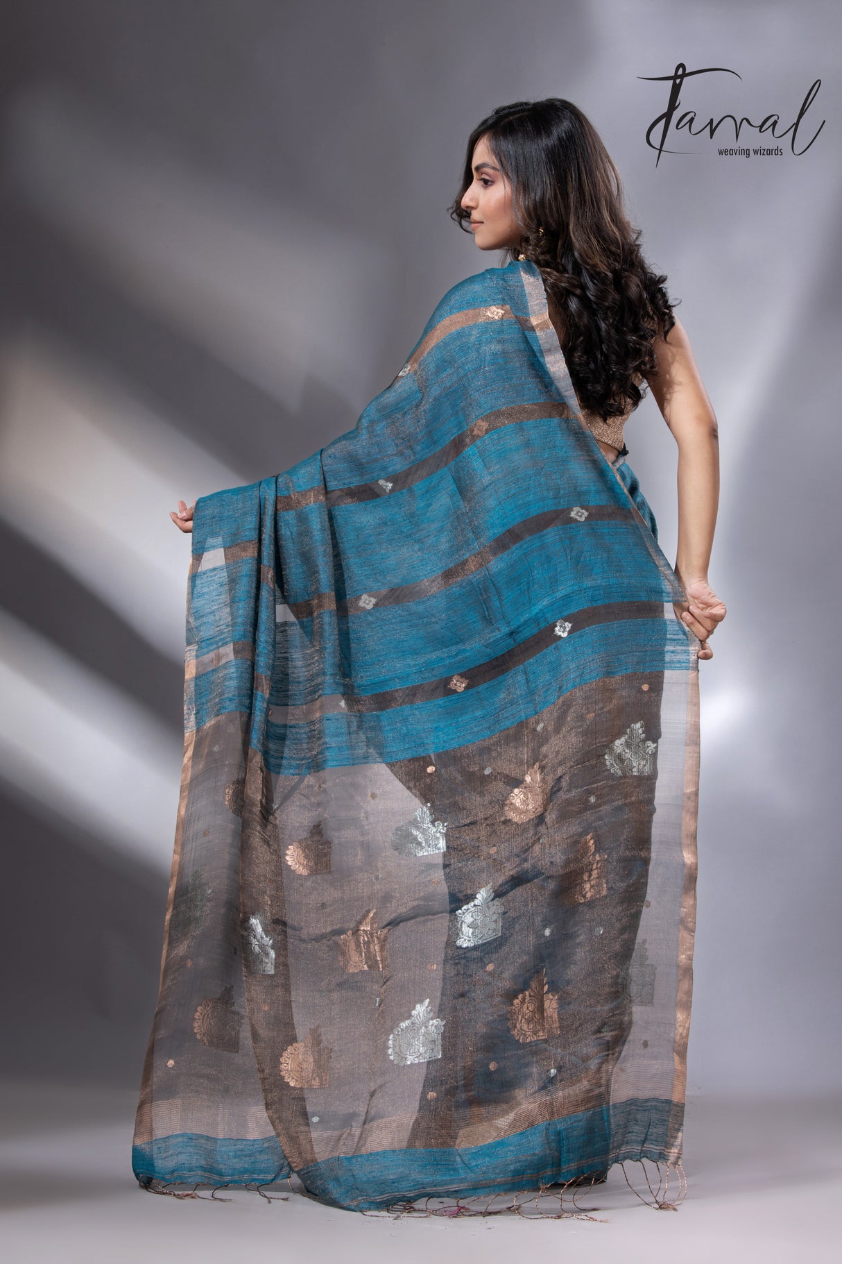 Peacock blue elegancewith black pallu tissue matka handloom jamdani saree