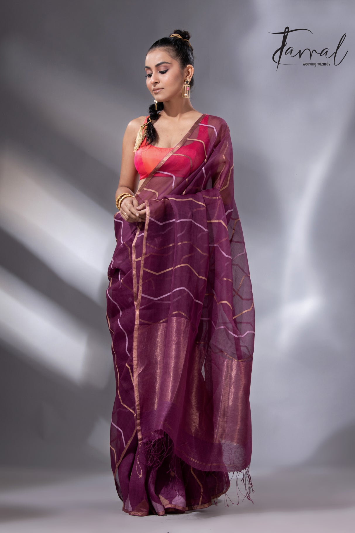 Strawberry mist half silk half linen handwoven jamdani saree