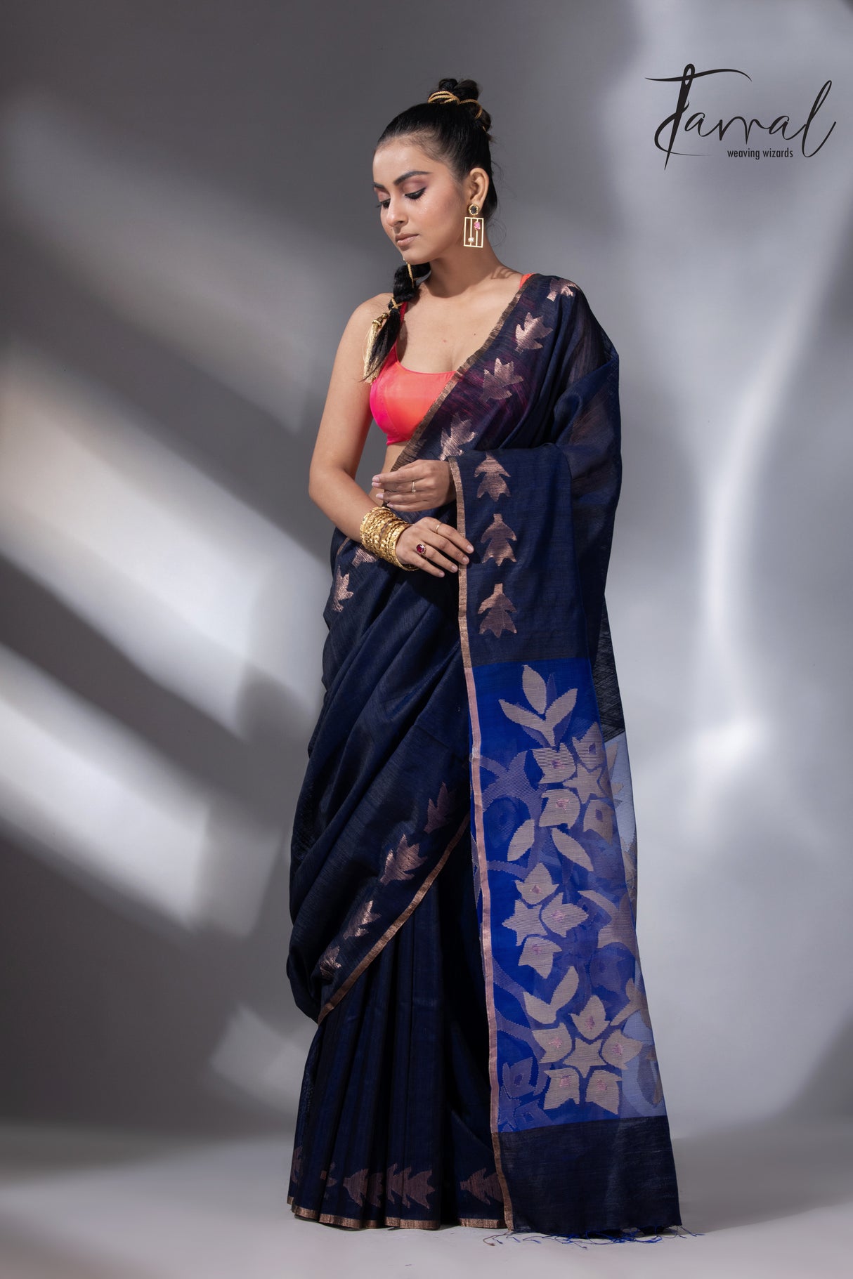 Midnight blue with royal blue gold zari border matka silk handwoven jamdani saree