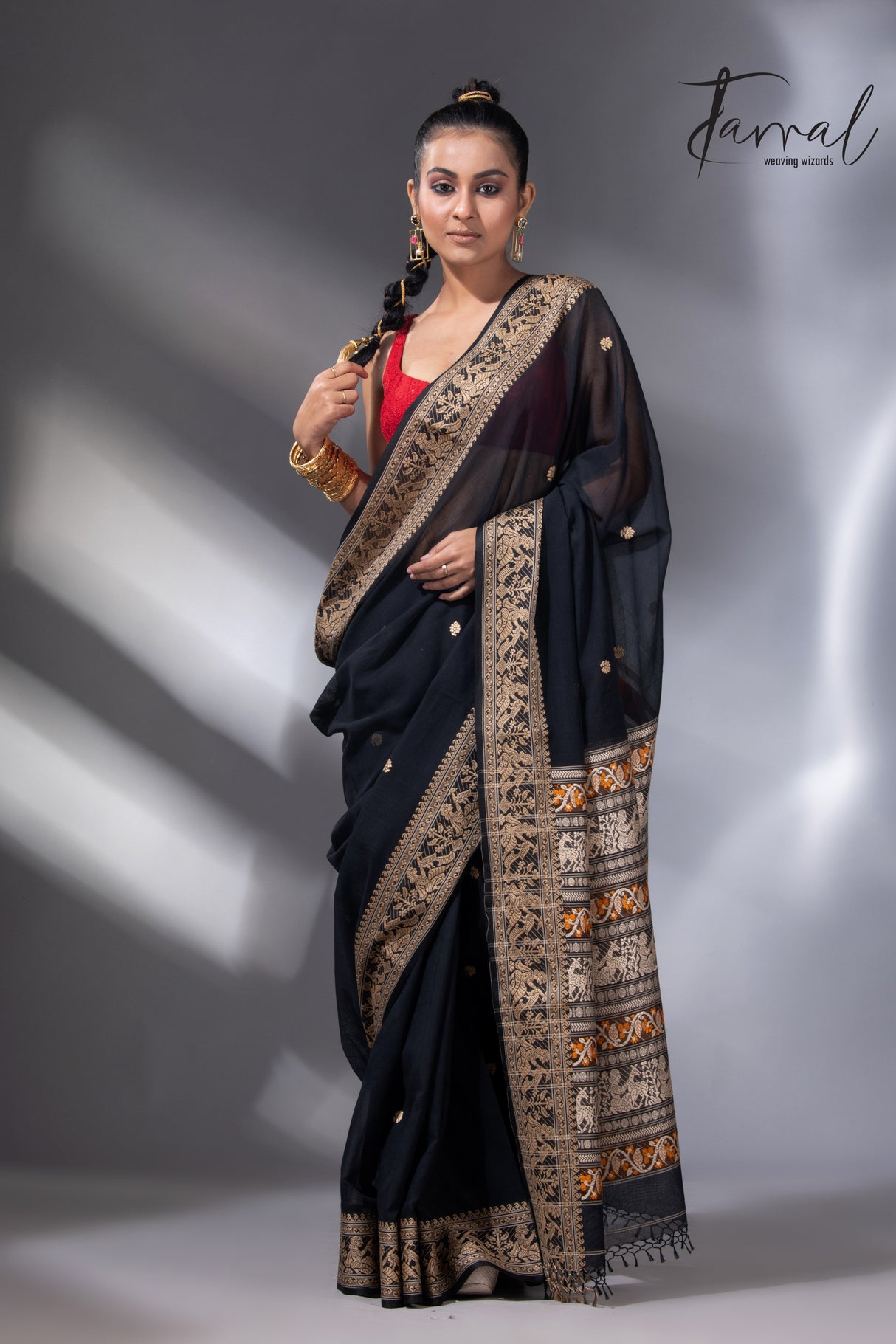 Black Colour baluchari Handwoven Jamdani saree