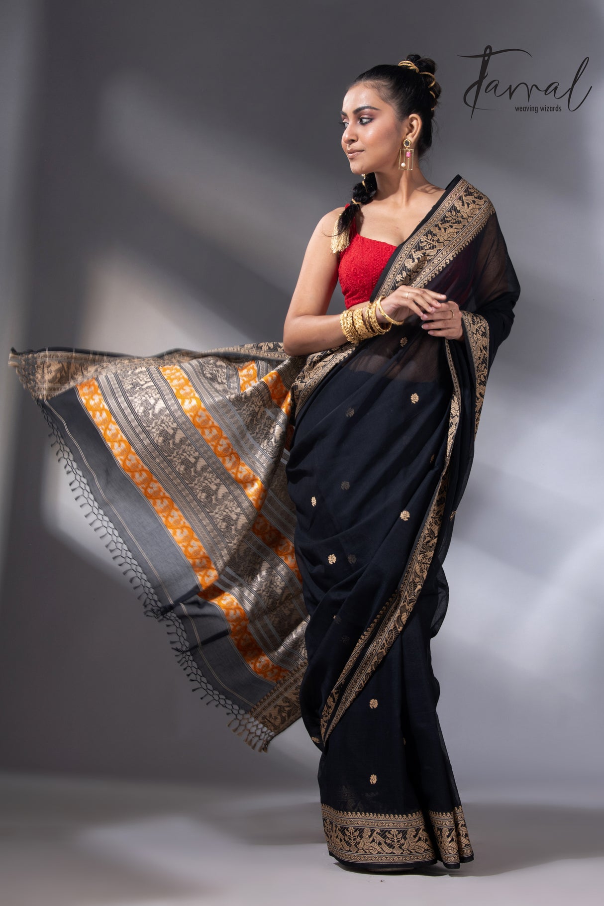 Black Colour baluchari Handwoven Jamdani saree