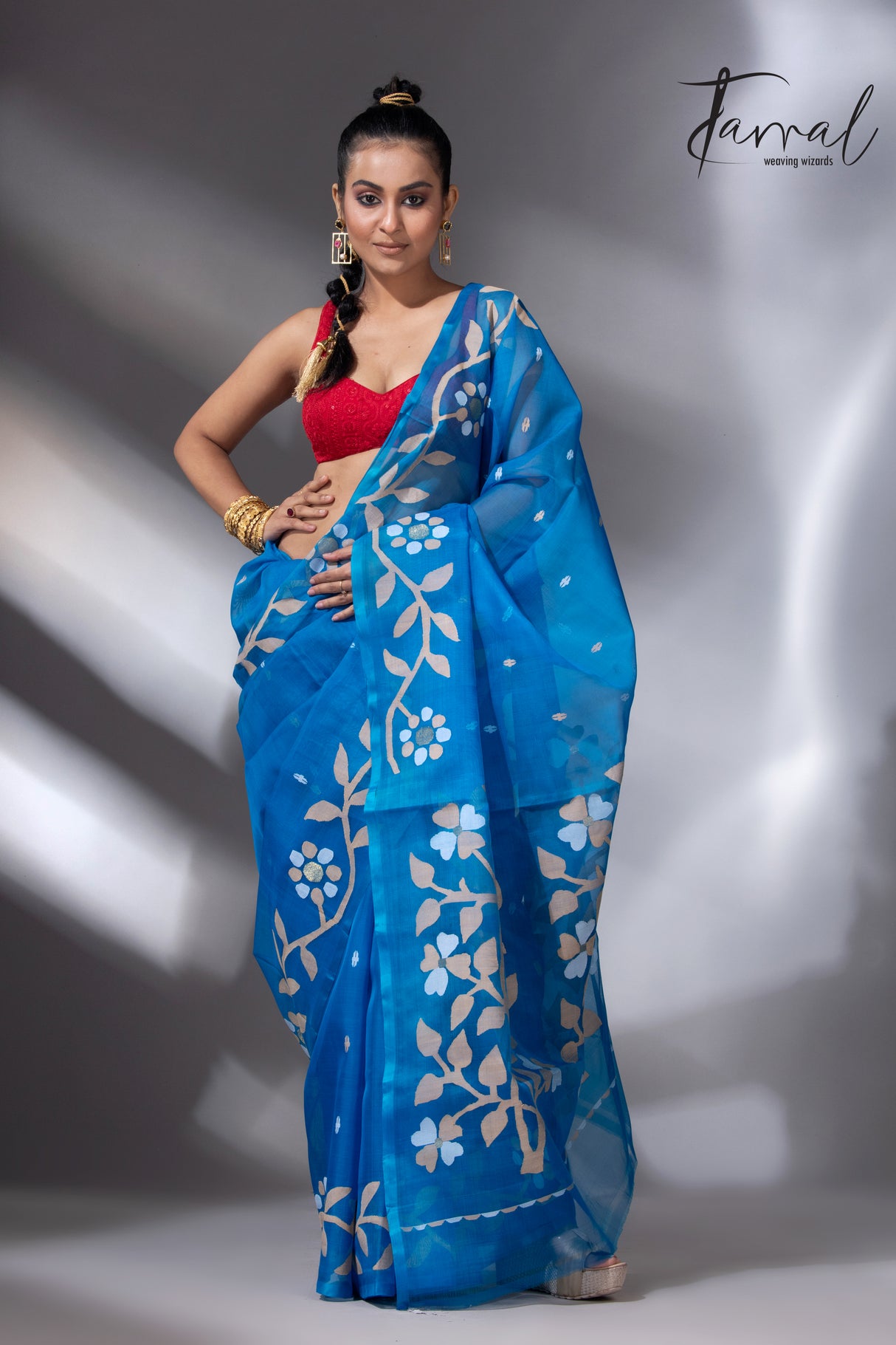 Peacock blue floral border muslin silk handwoven jamdani saree