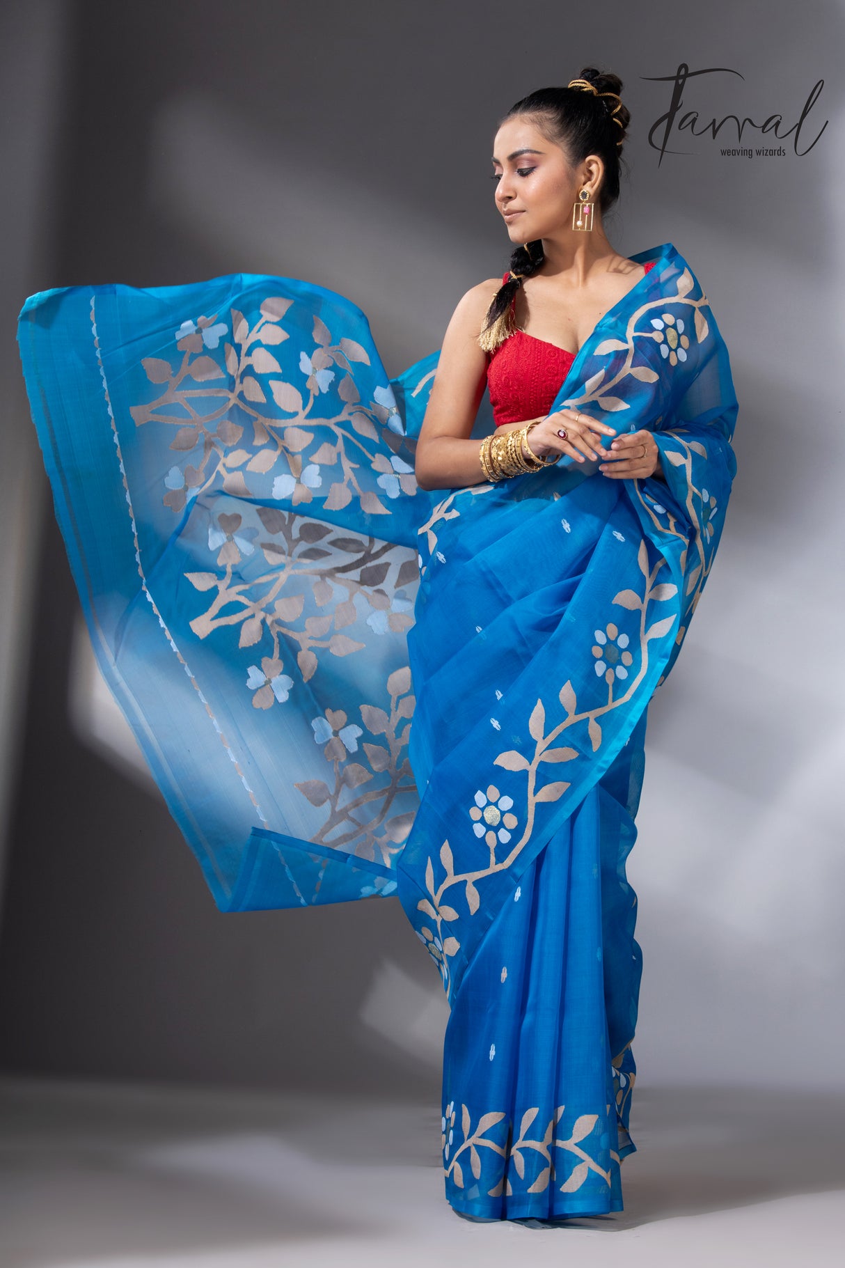 Peacock blue floral border muslin silk handwoven jamdani saree