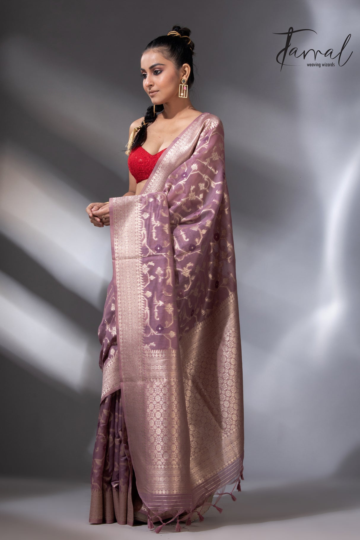 Dark Lavender Zari Glow cotton handloom jacquard jamdani saree