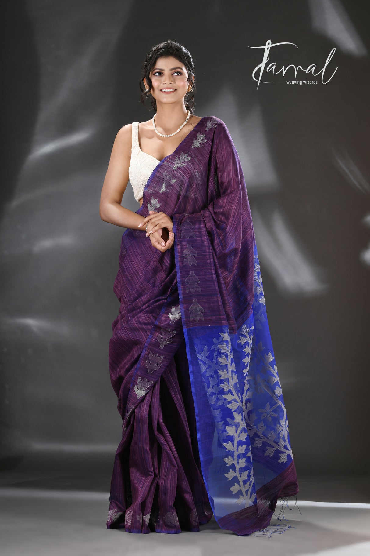 Chocolate brown with blue dual tone matka silk floral handwoven jamdani saree