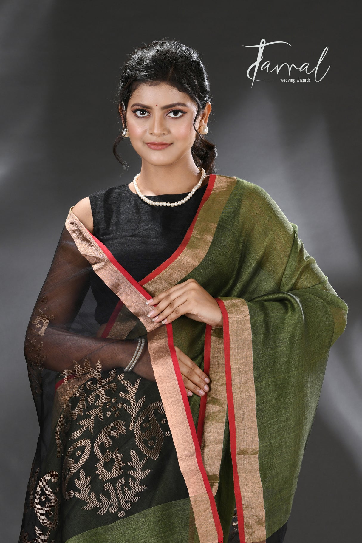 Moss green with gold zari pallu silk linen handwoven jamdani saree - Tamal Boutique