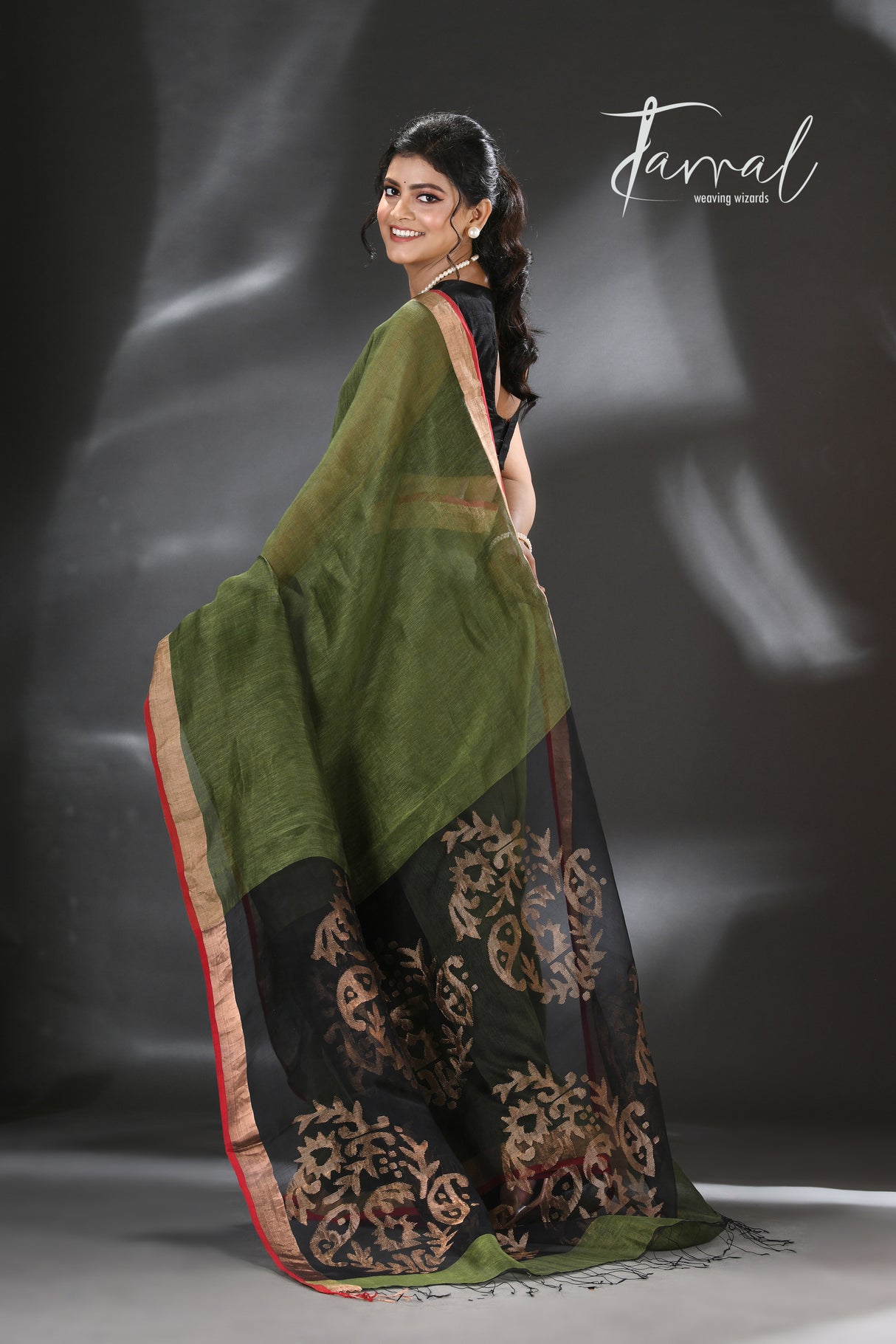 Moss green with gold zari pallu silk linen handwoven jamdani saree - Tamal Boutique