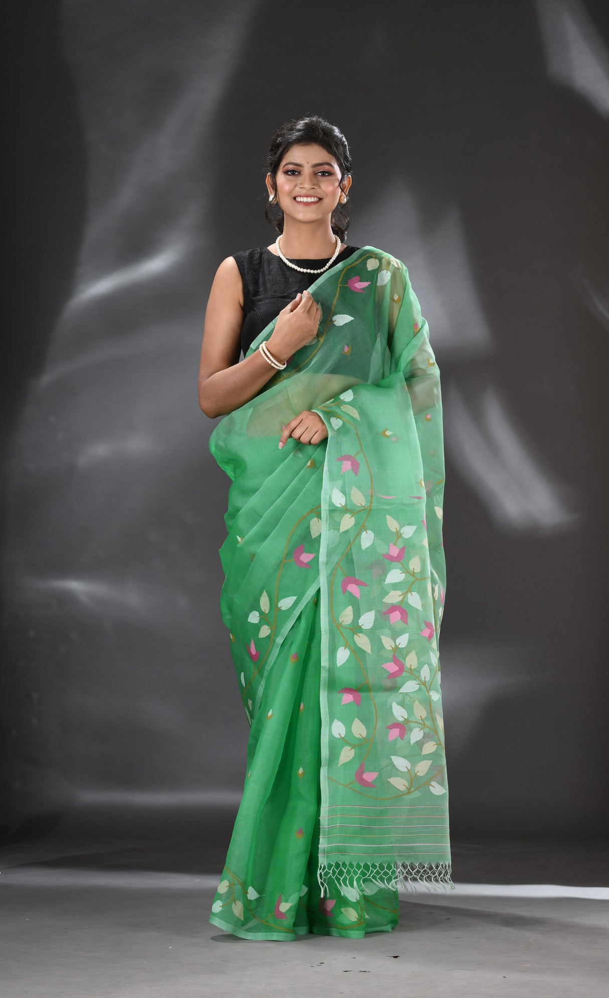 Seafoam green with other colour floral lata border muslin silk handwoven jamdani saree