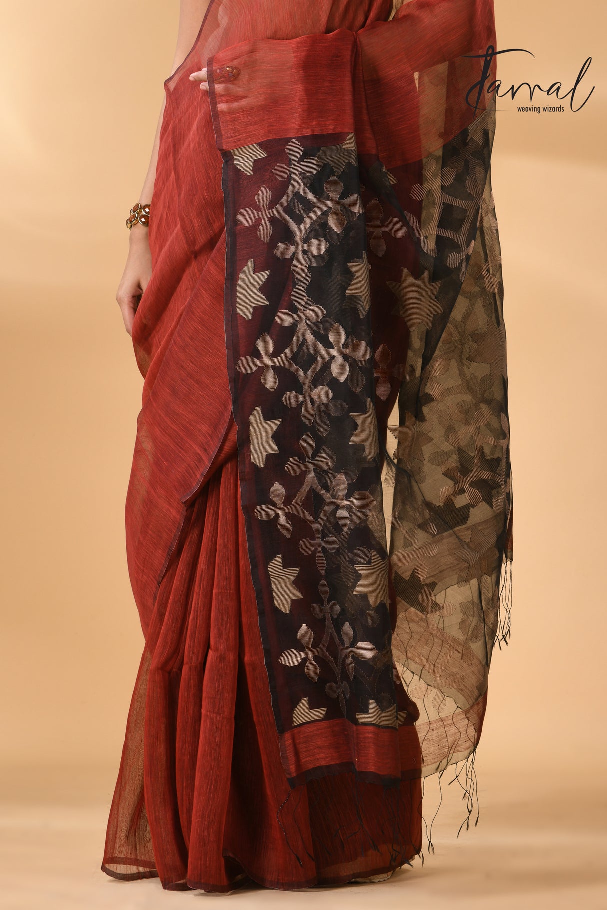 Maroon with black star pallu silk linen handwoven jamdani saree