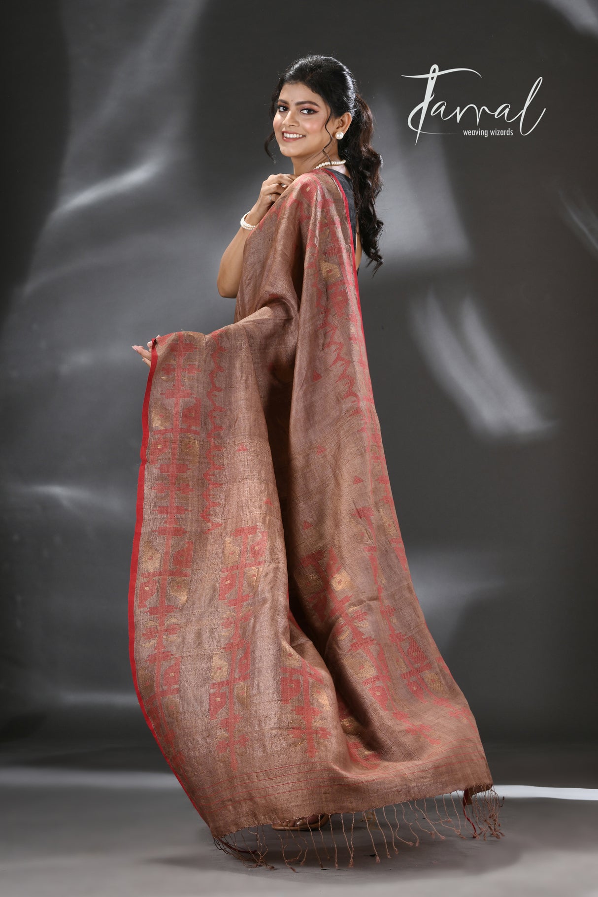 Chocolate Brown with Red Tussar SilkTraditional Handwoven Jamdani Saree