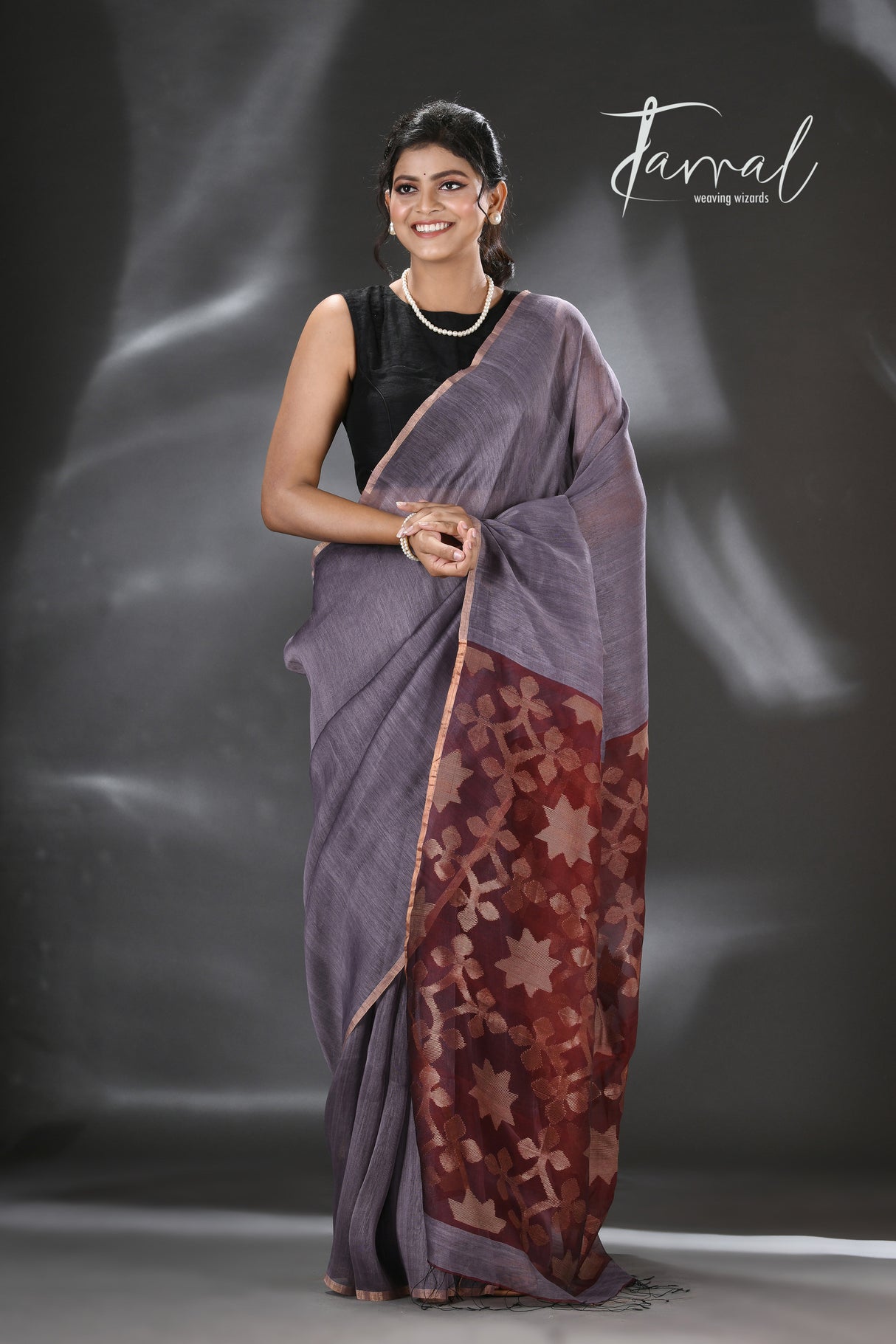 Ash with Maroon star Pallu silk linen handwoven jamdani saree - Tamal Boutique