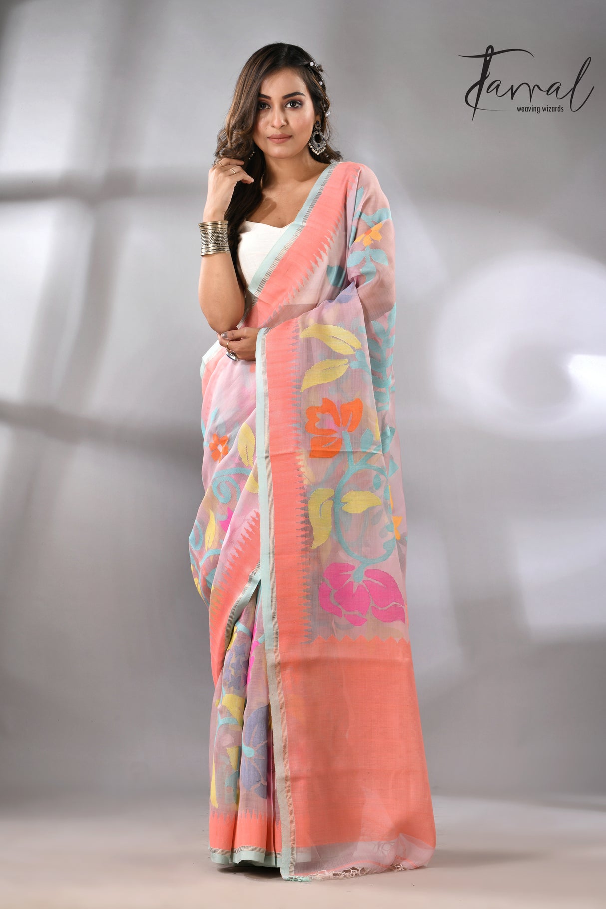 Light pink with firoza colour border alllover floral handwoven jamdani in muslin silk Saree - Tamal Boutique