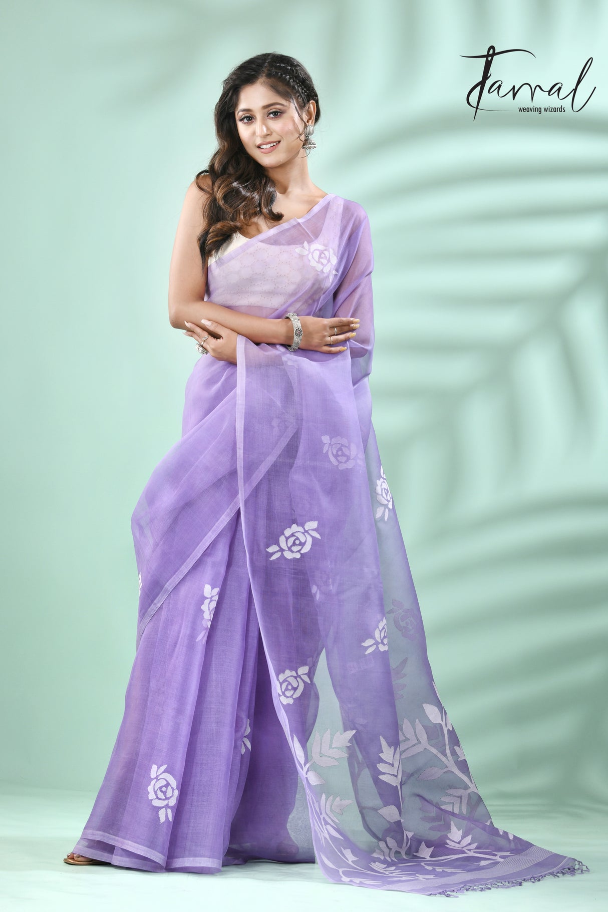 Lavender self rose motifs handwoven muslin silk jamdani saree