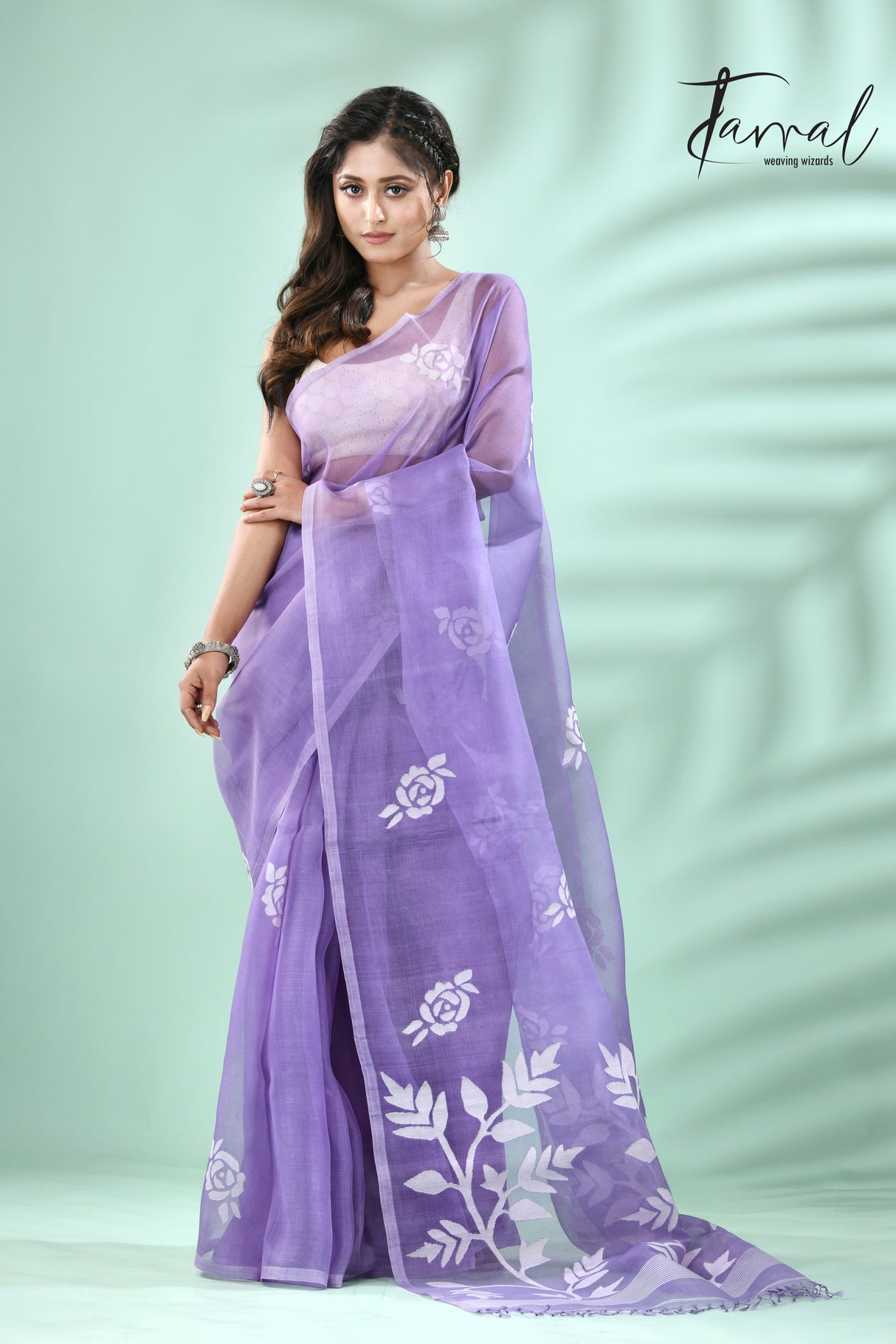 Lavender self rose motifs handwoven muslin silk jamdani saree